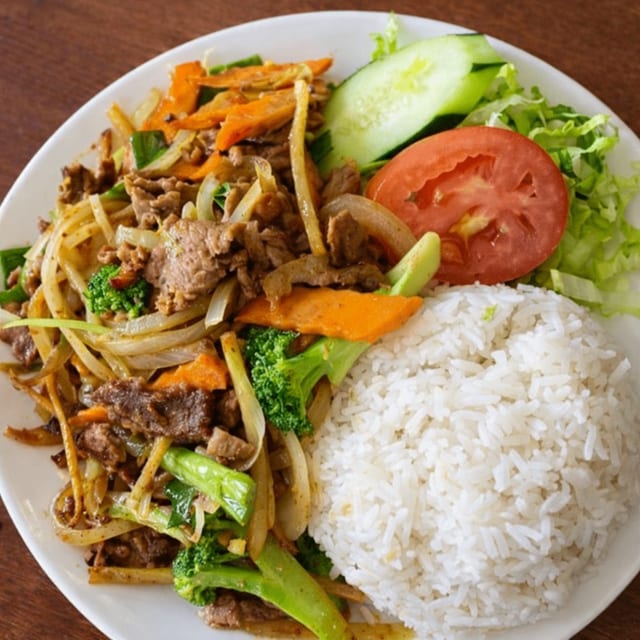 Lemongrass Stir Fried with Rice (Com Xao Xa).